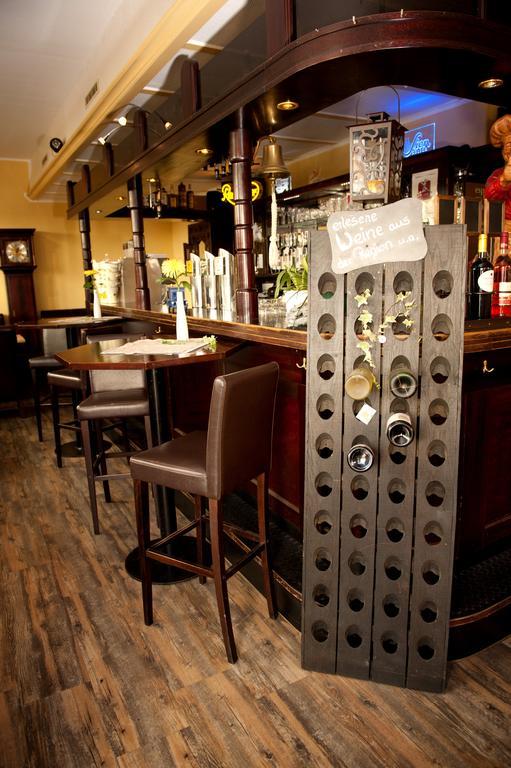 Neubert'S Gasthaus Am Rhein ラーンシュタイン エクステリア 写真